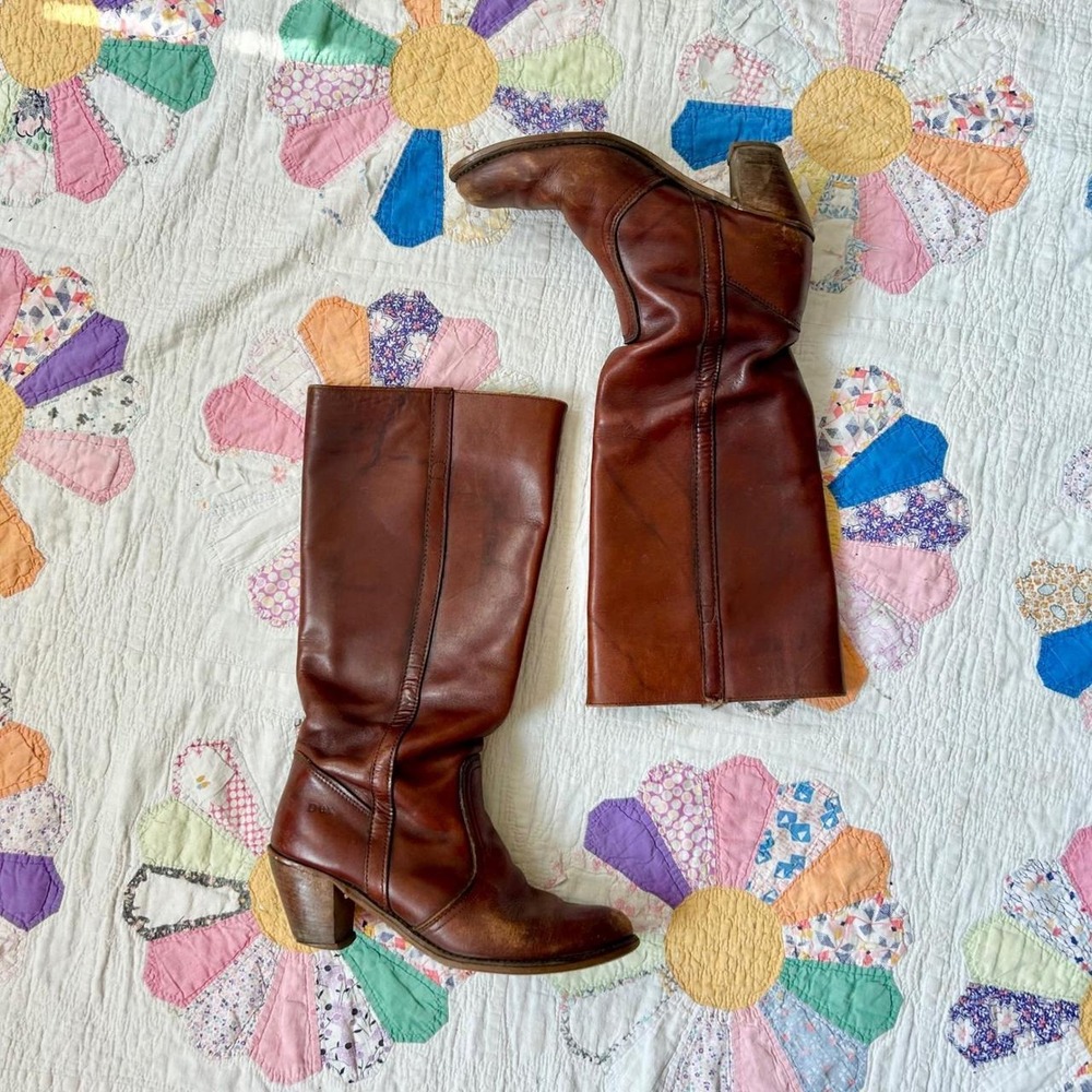 Vintage 1970s Dexter Brown Leather Tall Heeled Boots Made in USA